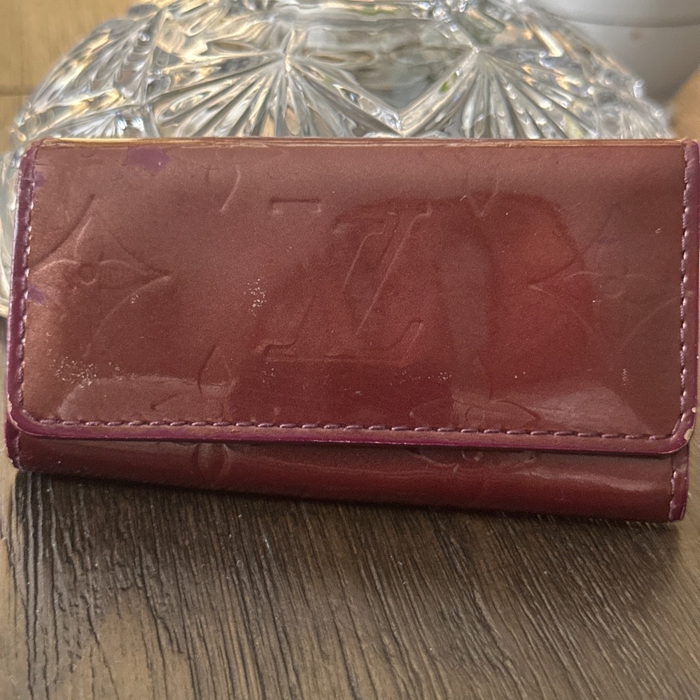 LV VERNIS KEYHOLDER